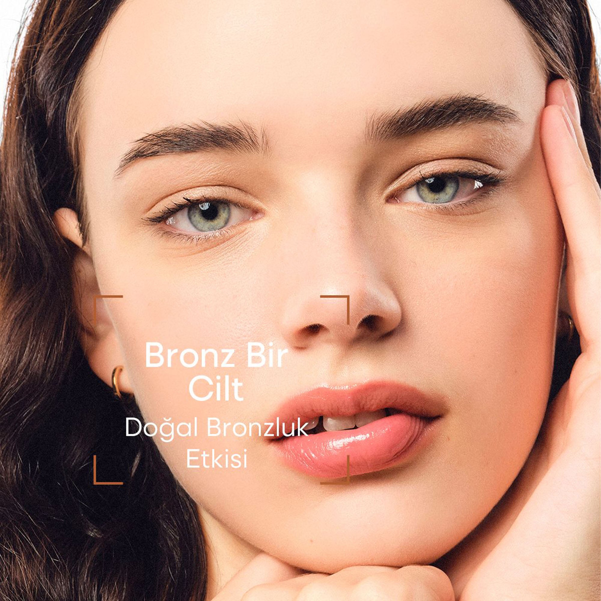 Işıltı Verici Yoğun Bronzluk Efekti Veren Güneşsiz Bornlaştırıcı Damla 32 Ml